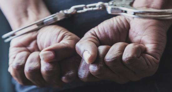 කෝටි 2 ක කොල්ලය:ප්‍රා. සභා මන්ත්‍රී අත්අඩංගුවට